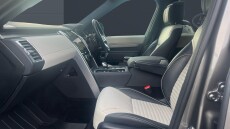 Land Rover Discovery 3.0 D300 R-Dynamic HSE 5dr Auto Diesel Station Wagon